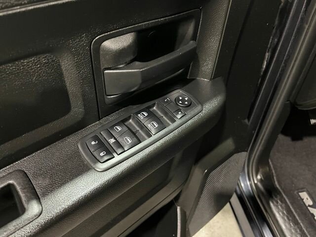 
 2019 RAM 1500 Classic Express full									
