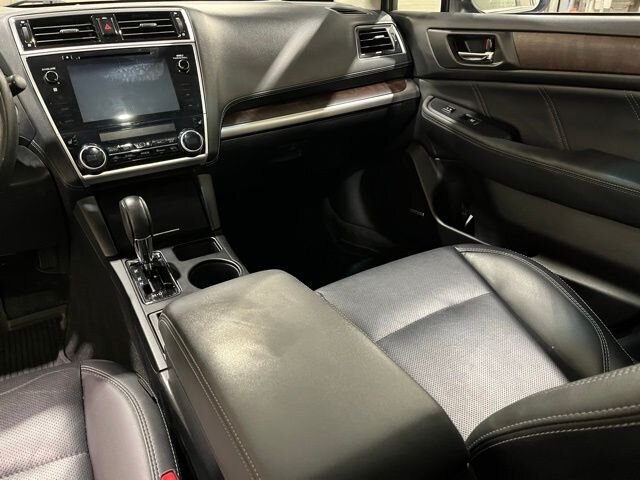 
 2018 Subaru Outback 2.5i Limited full									