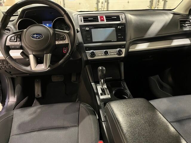 
 2016 Subaru Legacy 2.5i Premium full									
