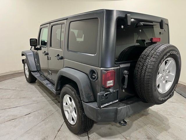 
 2017 Jeep Wrangler Unlimited Sport full									