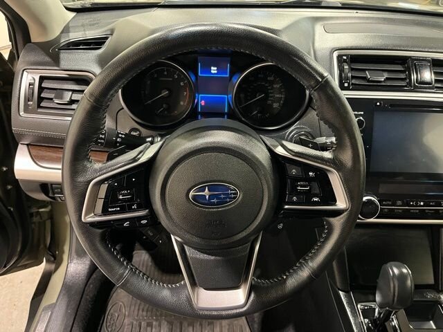 
 2018 Subaru Outback 3.6R Touring full									