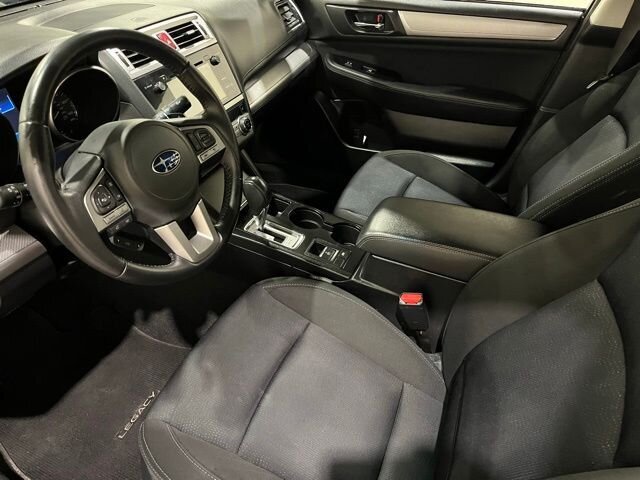 
 2016 Subaru Legacy 2.5i Premium full									