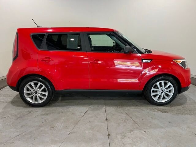 
 2017 Kia Soul Plus full									