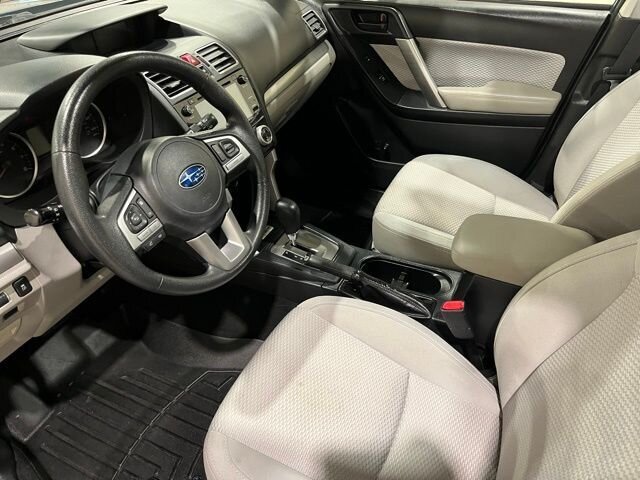 
 2018 Subaru Forester 2.5i Premium full									