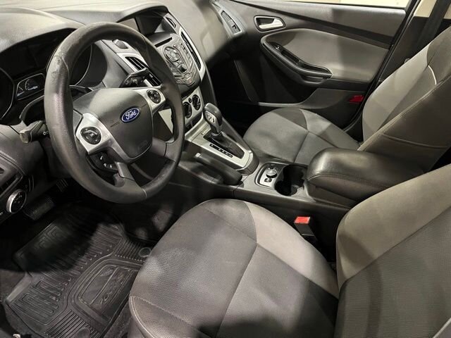 
 2014 Ford Focus SE full									
