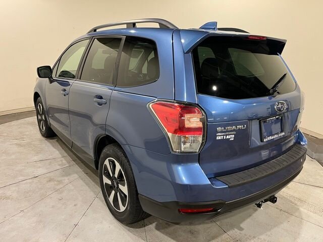 
 2018 Subaru Forester 2.5i Premium full									