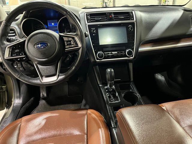 
 2018 Subaru Outback 3.6R Touring full									