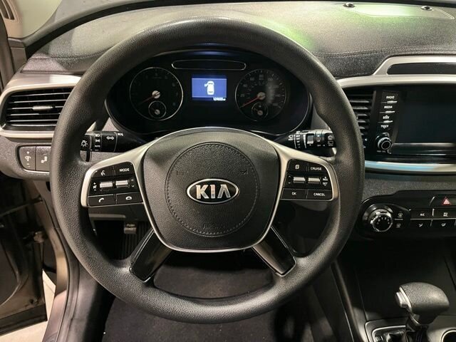 
 2019 Kia Sorento LX full									