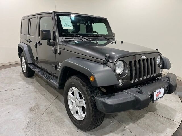 
 2017 Jeep Wrangler Unlimited Sport full									