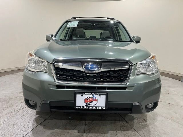 
 2016 Subaru Forester 2.5i Premium full									