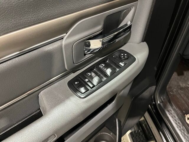 
 2017 RAM 1500 Big Horn full									