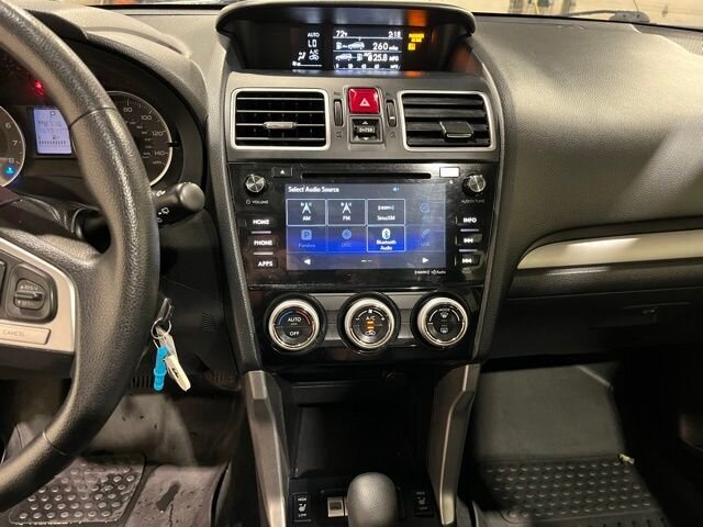 
 2018 Subaru Forester 2.5i Premium full									