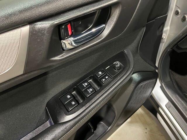 
 2016 Subaru Outback 2.5i Premium full									