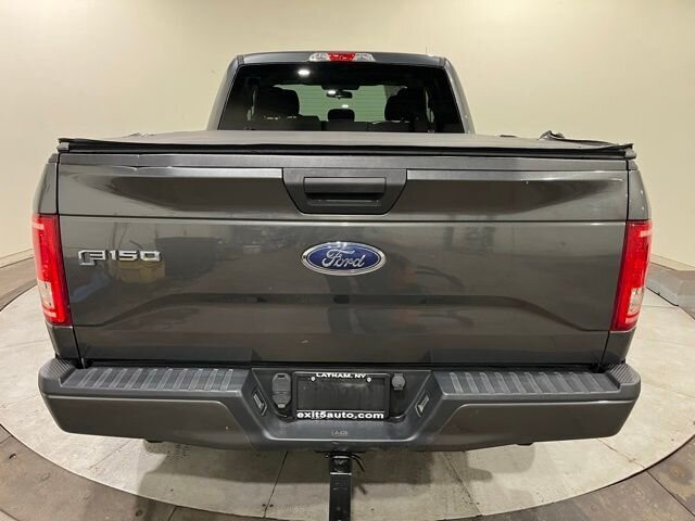 
 2017 Ford F-150 XL full									