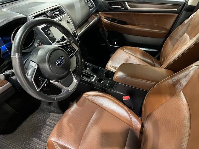 
 2018 Subaru Outback 3.6R Touring full									