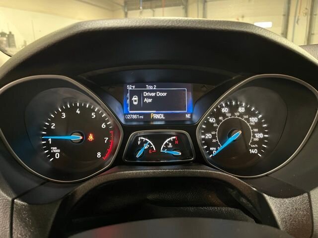 
 2016 Ford Focus SE full									