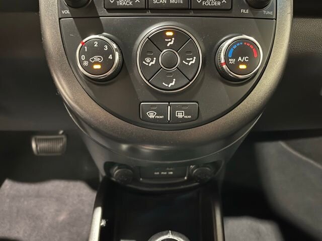 
 2013 Kia Soul Plus full									
