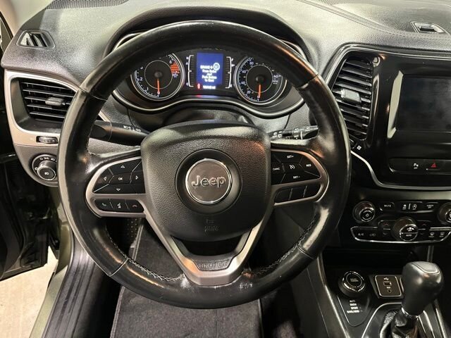 
 2019 Jeep Cherokee Latitude Plus full									