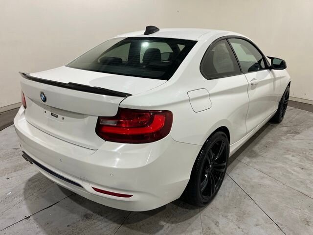 
 2016 BMW 2-Series 228i full									