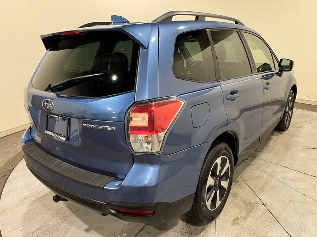 
 2018 Subaru Forester 2.5i Premium full									