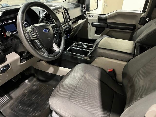 
 2017 Ford F-150 XL full									