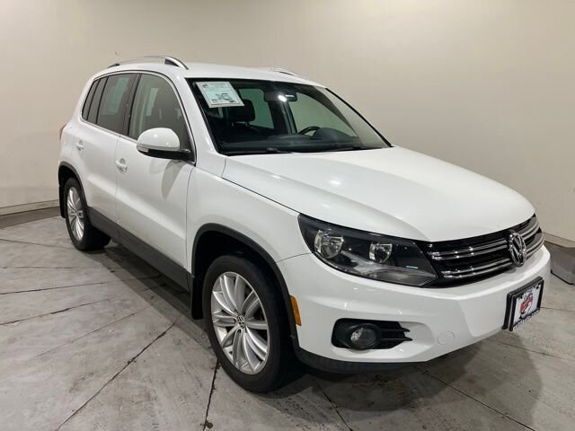 
 2014 Volkswagen Tiguan SEL 4Motion full									