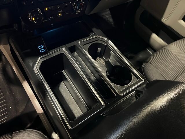 
 2017 Ford F-150 XL full									