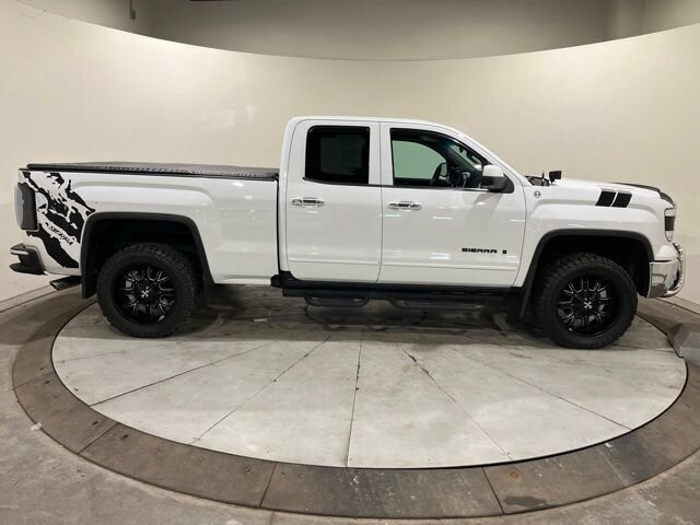 
 2015 GMC Sierra 1500 SLT full									