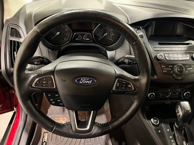 
 2016 Ford Focus SE full									
