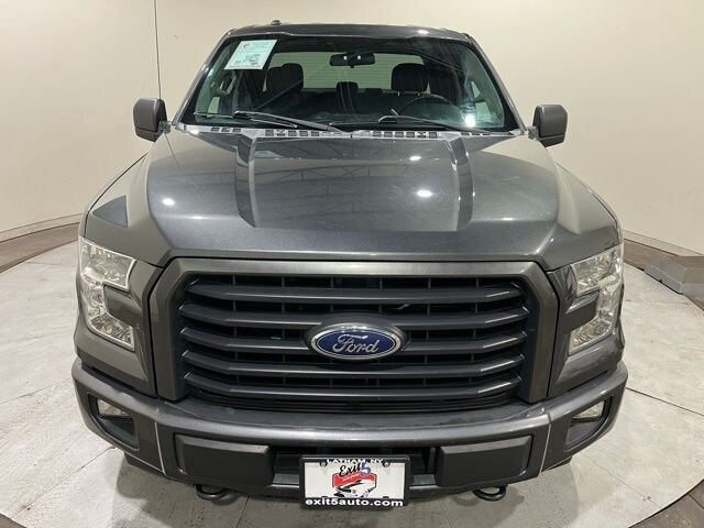 
 2017 Ford F-150 XL full									