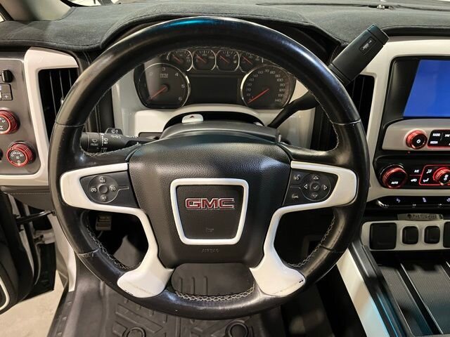 
 2015 GMC Sierra 1500 SLT full									