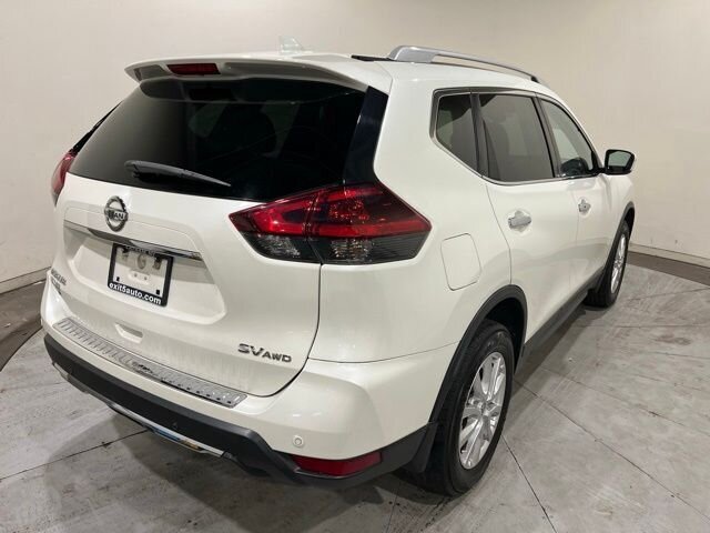 
 2019 Nissan Rogue SV full									