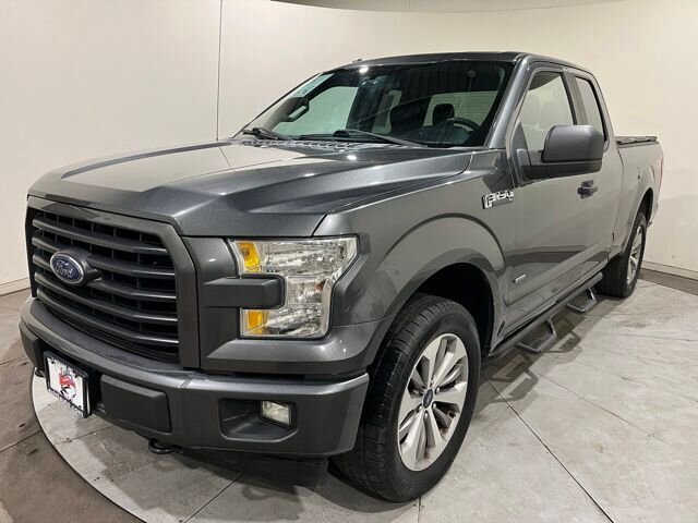 
 2017 Ford F-150 XL full									