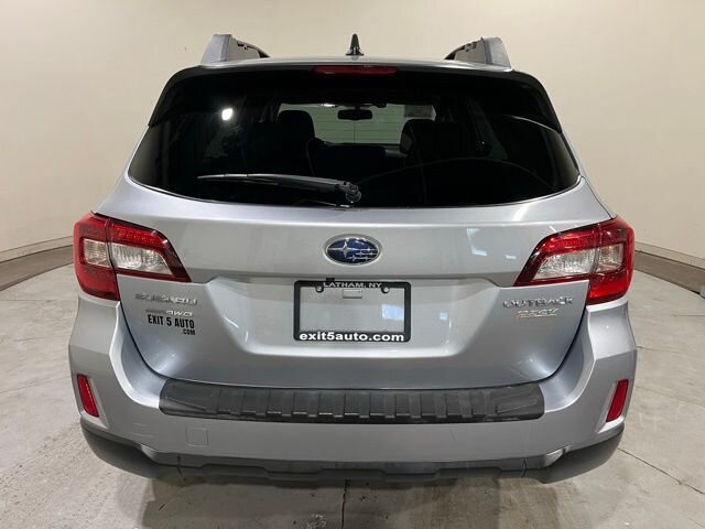 
 2016 Subaru Outback 2.5i Premium full									