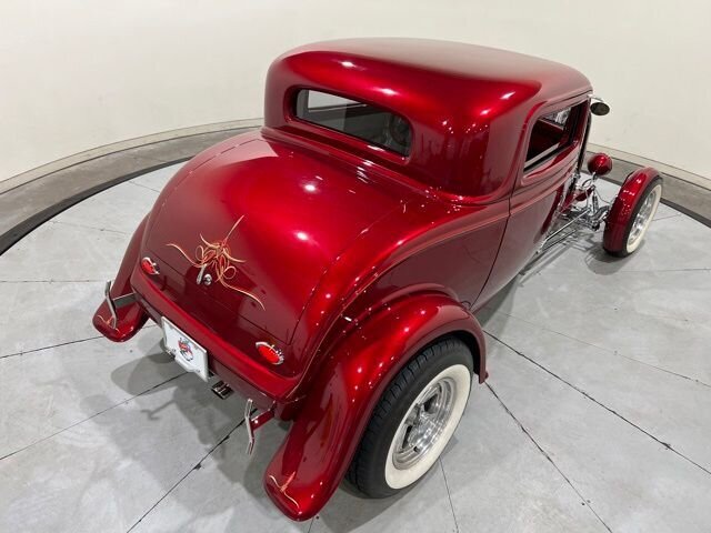 
 1932 Ford 3 Window Deuce Coupe full									