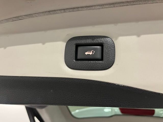 
 2019 Nissan Rogue SV full									