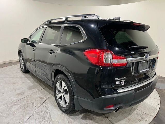 
 2019 Subaru Ascent Premium full									