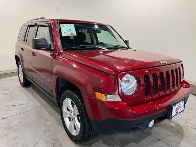 
 2012 Jeep Patriot Latitude full									