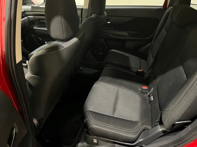 
 2019 Mitsubishi Outlander ES full									