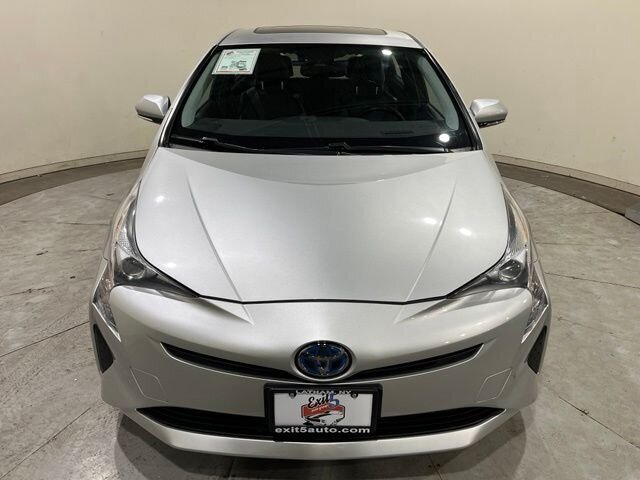 
 2016 Toyota Prius Four full									