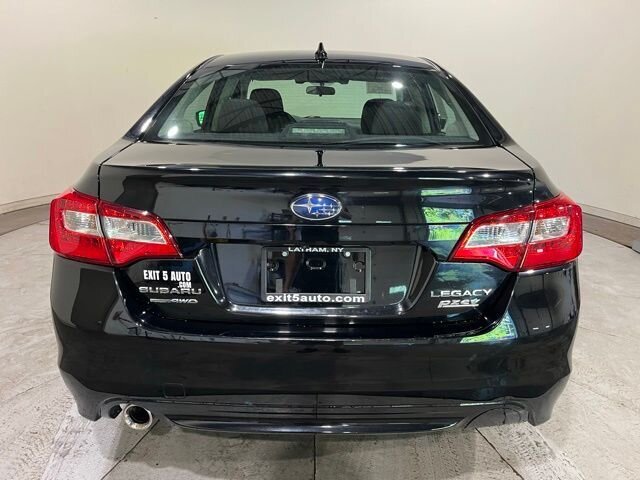 
 2016 Subaru Legacy 2.5i Premium full									