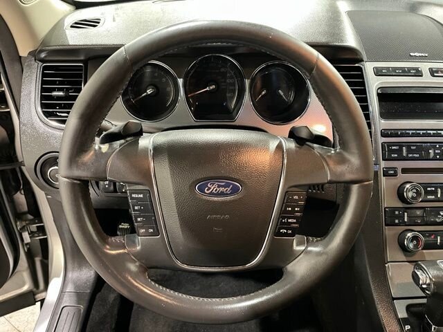 
 2012 Ford Taurus SEL full									