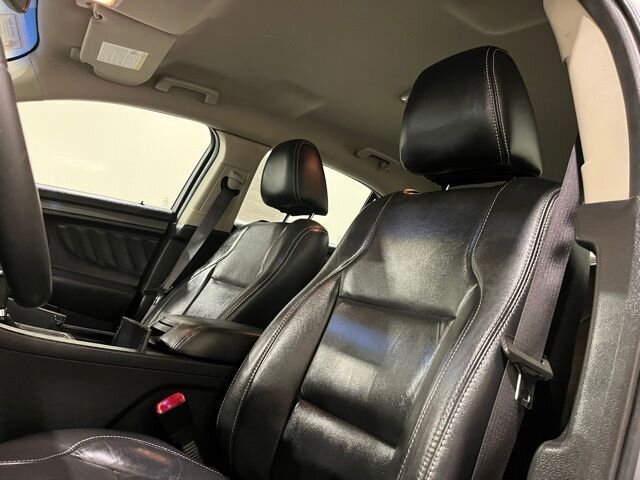 
 2012 Ford Taurus SEL full									