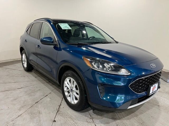 
 2020 Ford Escape SE full									