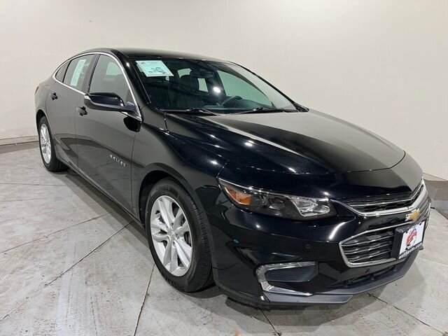 
 2017 Chevrolet Malibu Hybrid full									