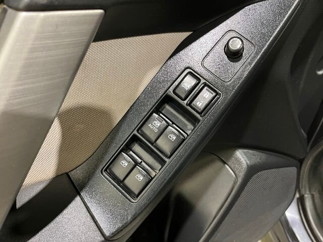 
 2016 Subaru Forester 2.5i Premium full									