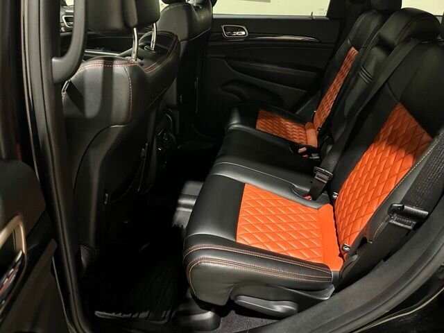
 2016 Jeep Grand Cherokee Laredo full									