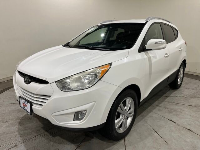 
 2013 Hyundai TUCSON GLS full									
