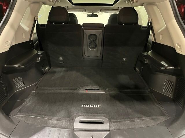 
 2018 Nissan Rogue SV full									