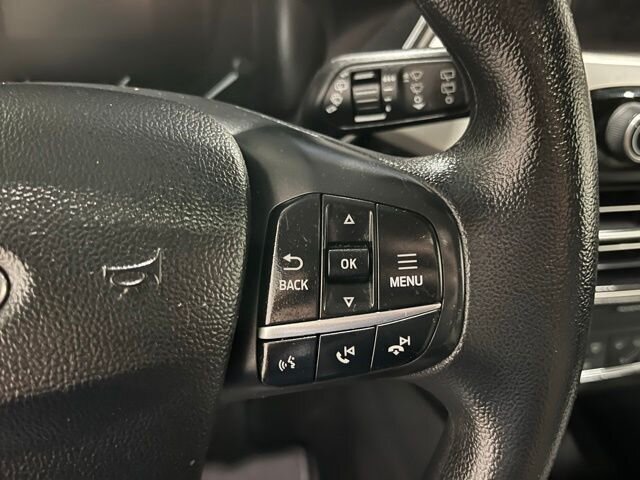 
 2020 Ford Escape SE full									
